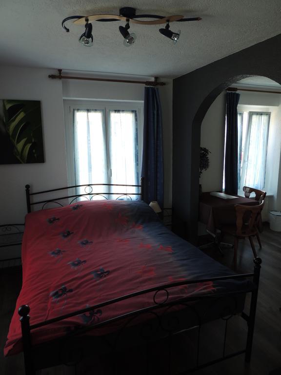 Hotel De La Gare Cousset Oda fotoğraf